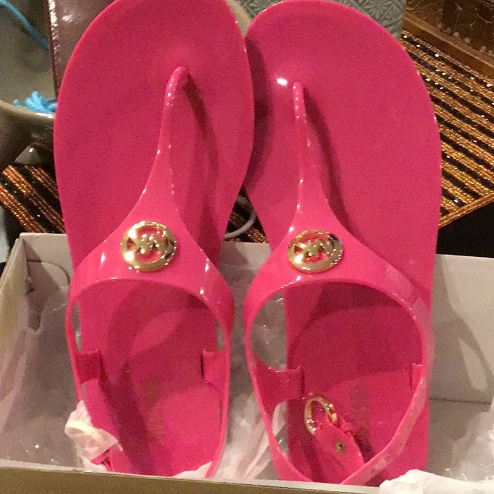 Sandle
